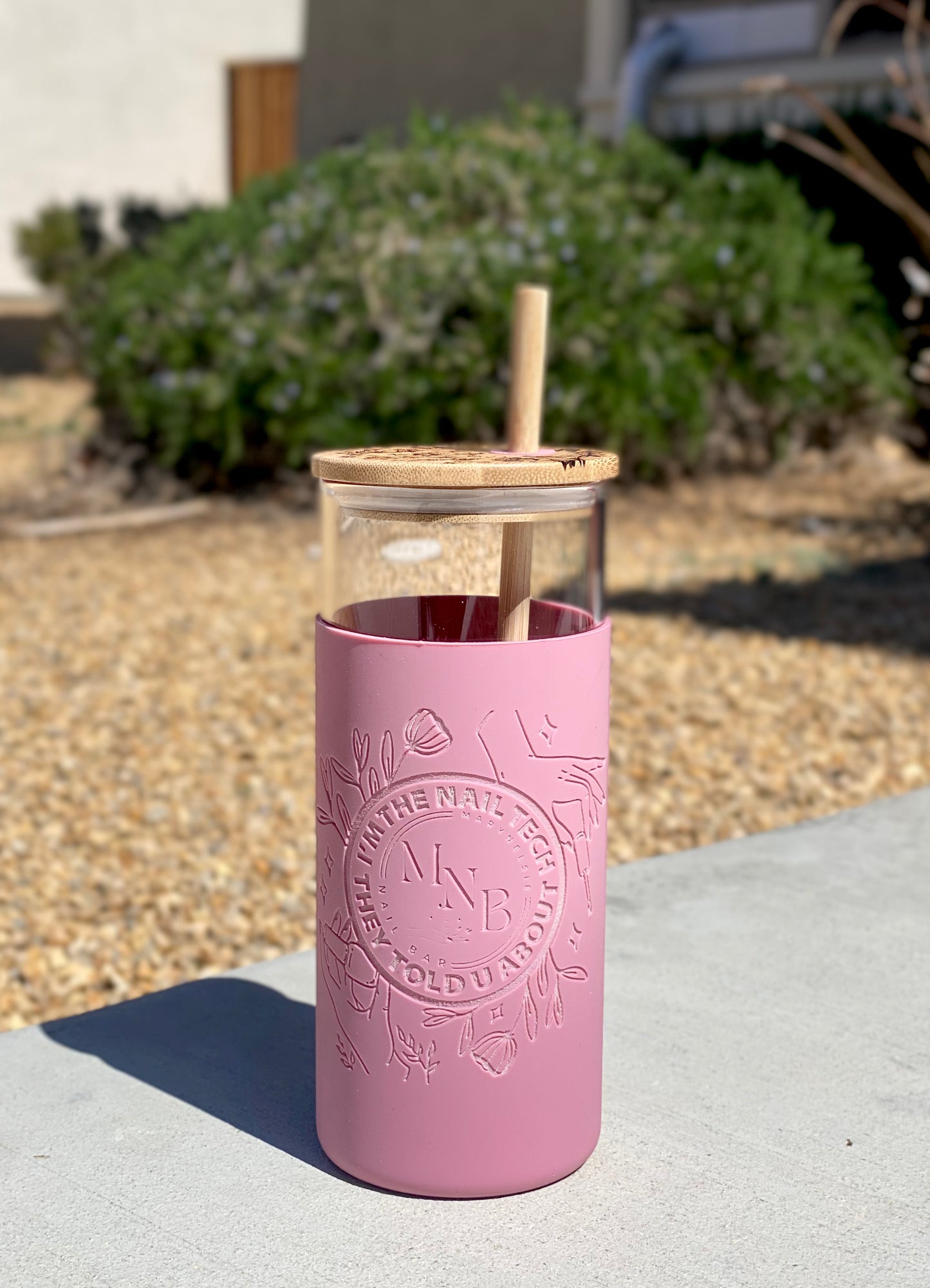 GLASS TUMBLER W/SILICONE SLEEVE + BAMBOO LID/STRAW